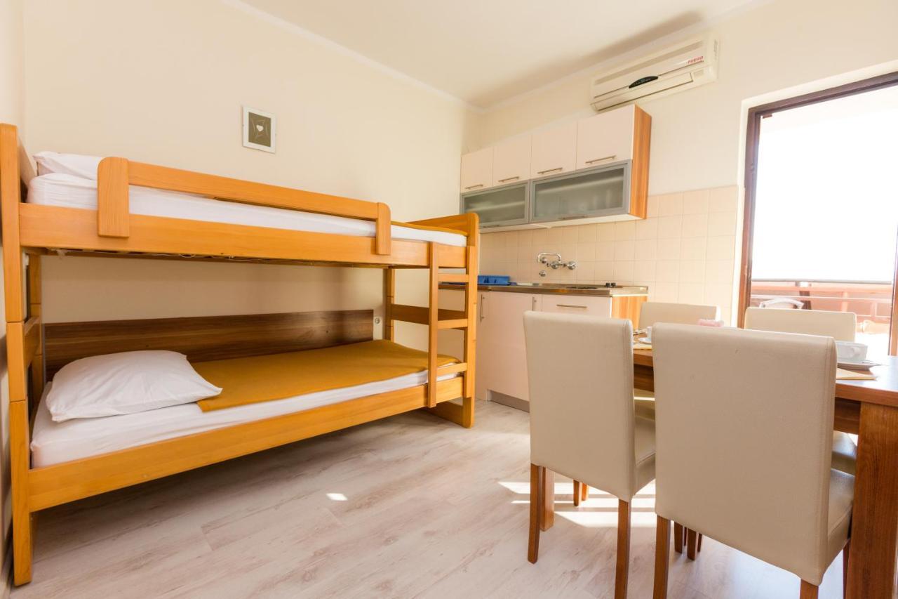 スタリグラード Pansion Croatia Bed & Breakfast エクステリア 写真